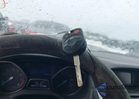 2014 Ford Focus Se из США, поврежденный, VIN 1FADP3F23EL154107